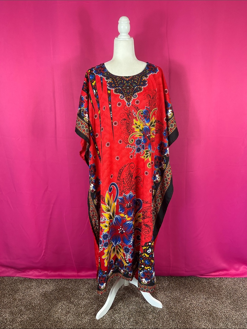 Gold Coast red patterned kaftan dress OS